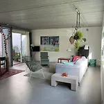 In De Hoet *